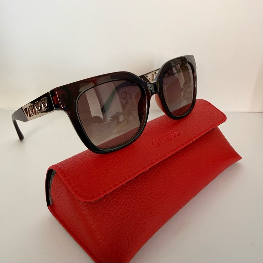NEW!!! Guess women brown sunglasses GU7691 52F Authentic - Picture 2 of 6